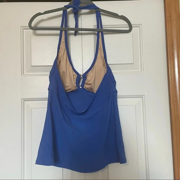 Lands’ End Tankini Top - Picture 3 of 6